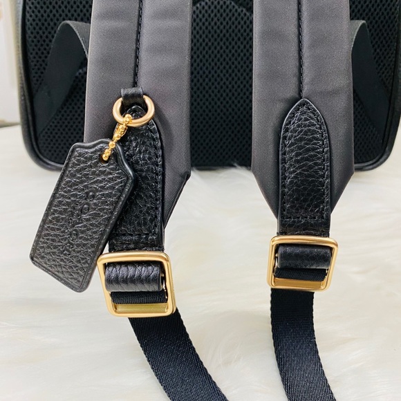 COACH Signature Court Backpack - Picture 6 of 12